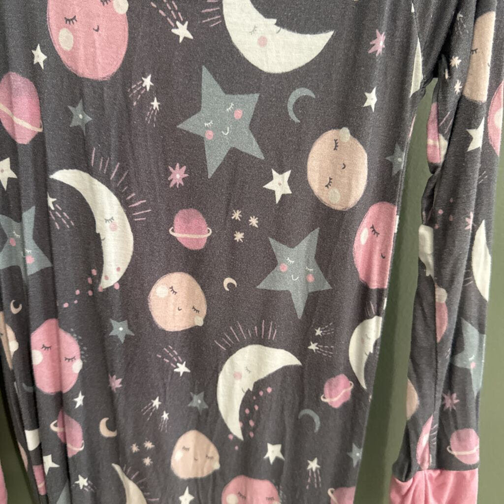 Moon and star sleeper