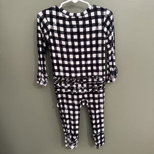 Black and white plaid sleeper