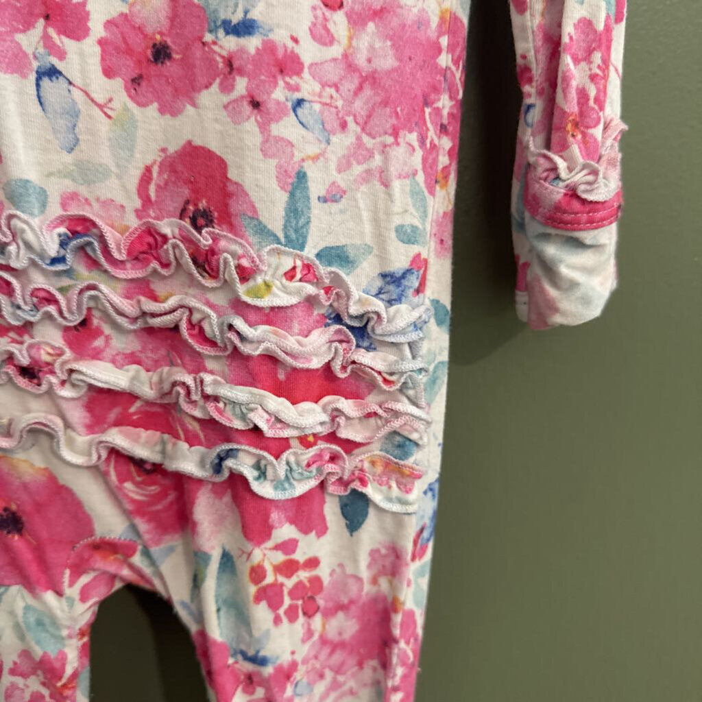 Pink floral sleeper