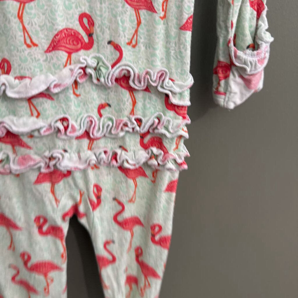 Green flamingo sleeper