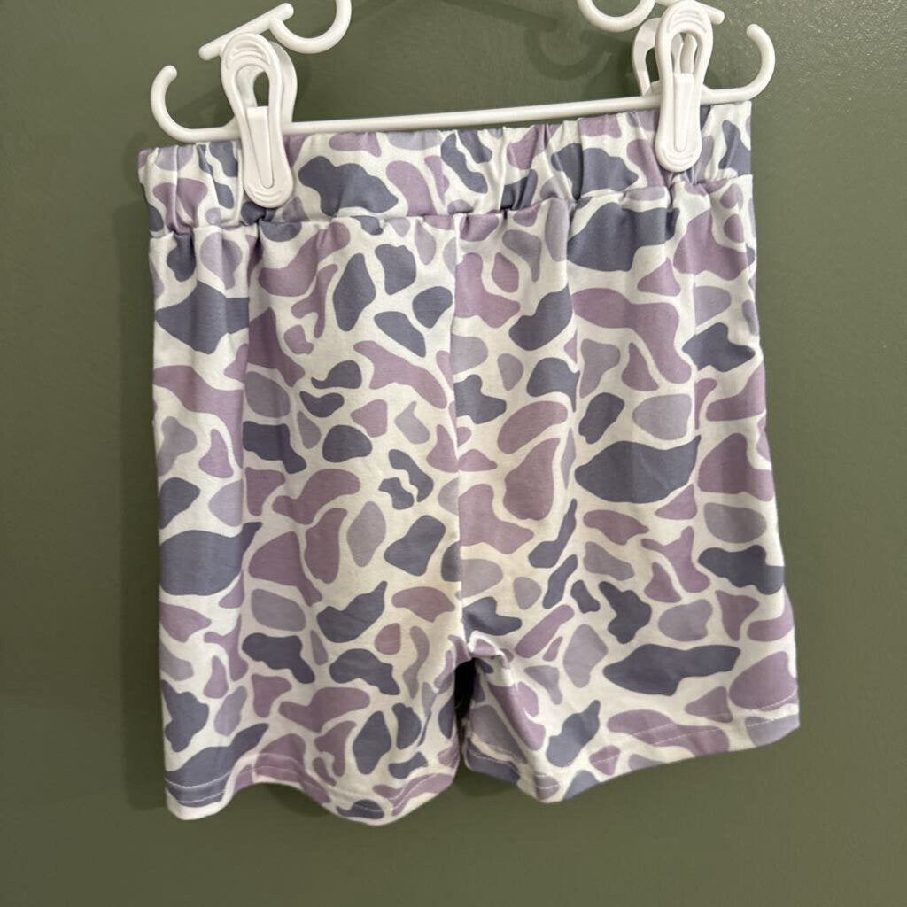 camo shorts