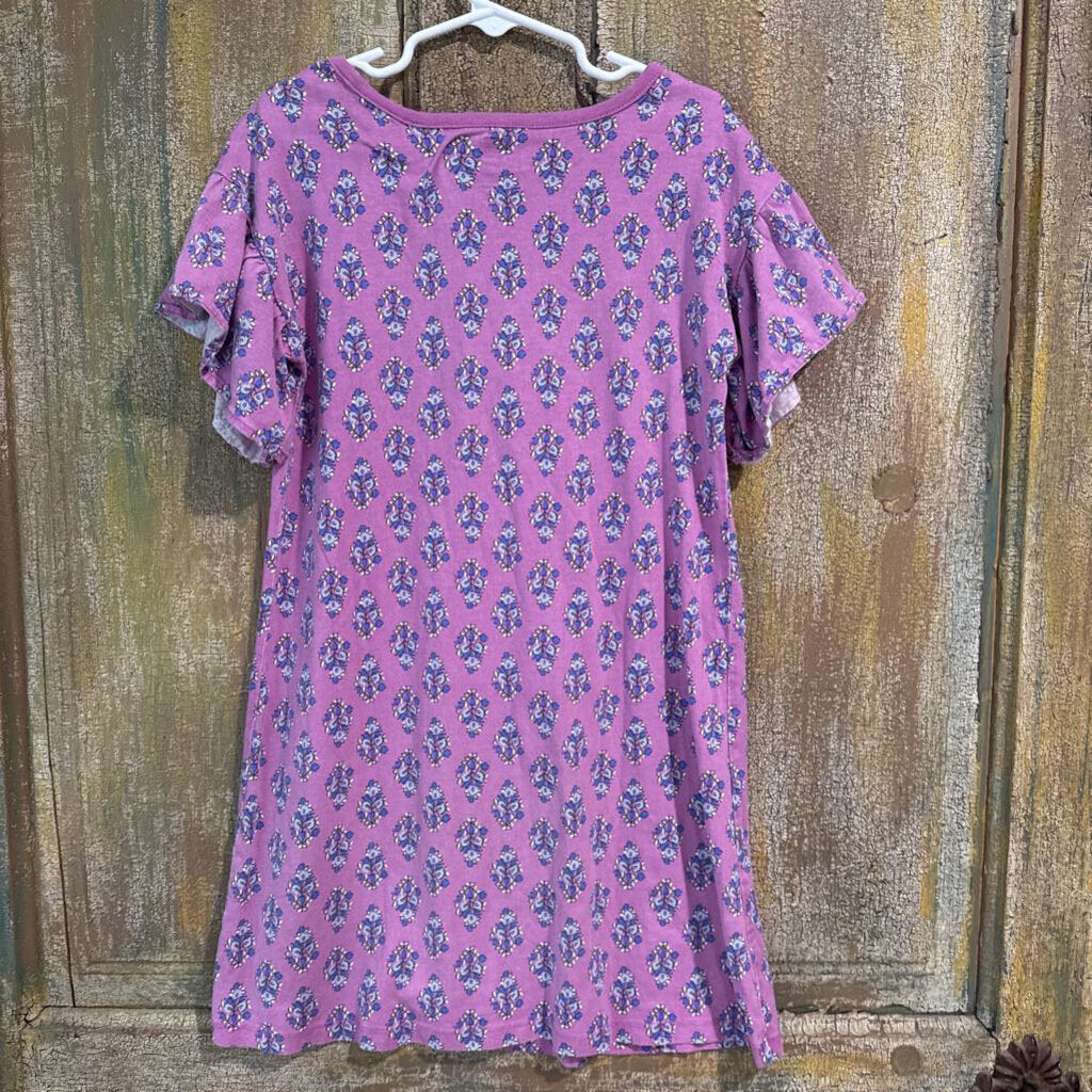 purple dress