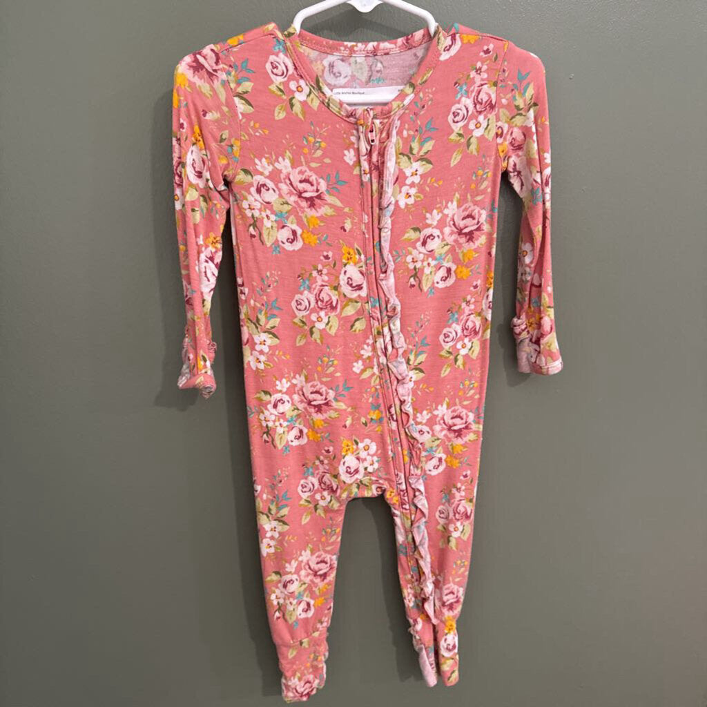 Floral sleeper