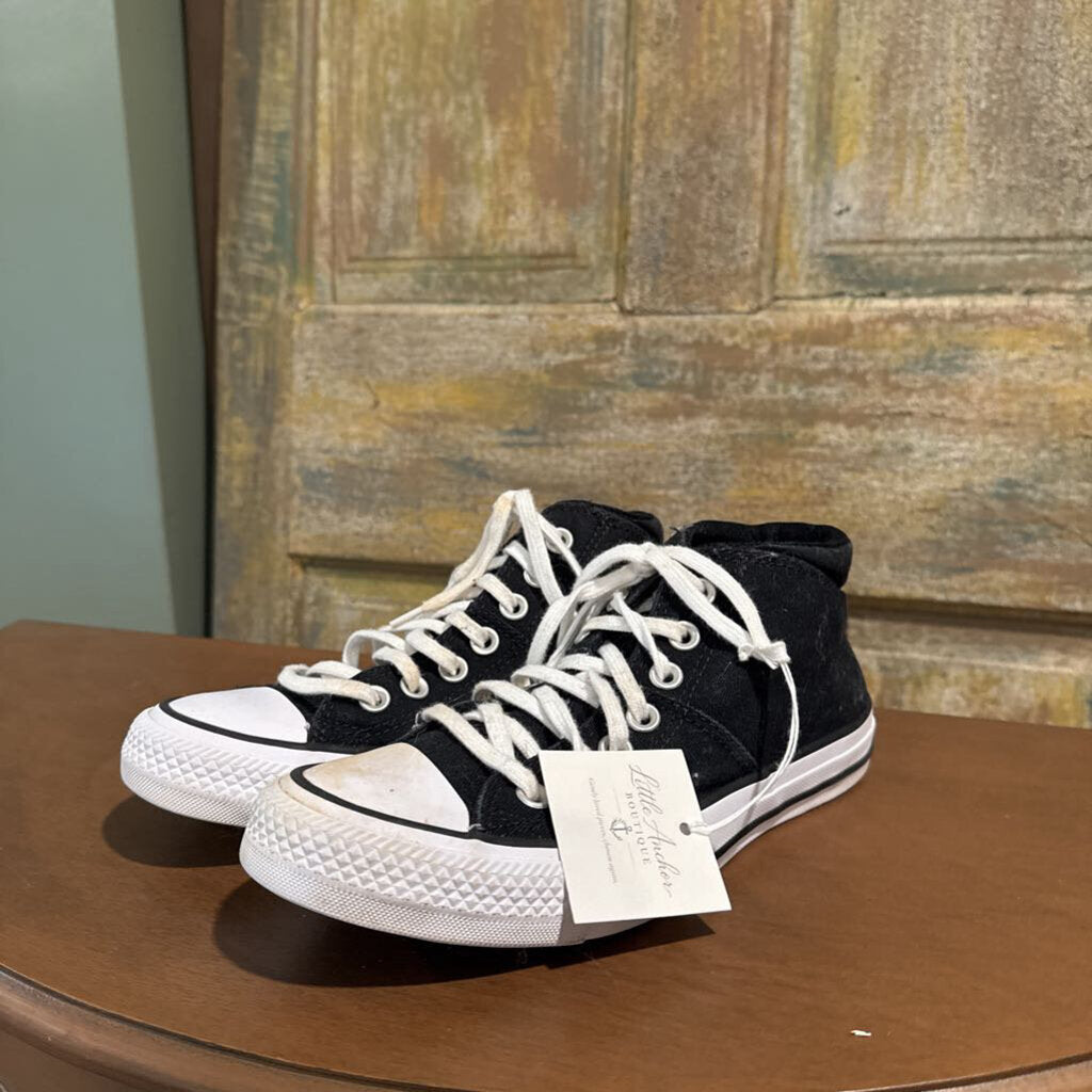 Converse Size 7 black