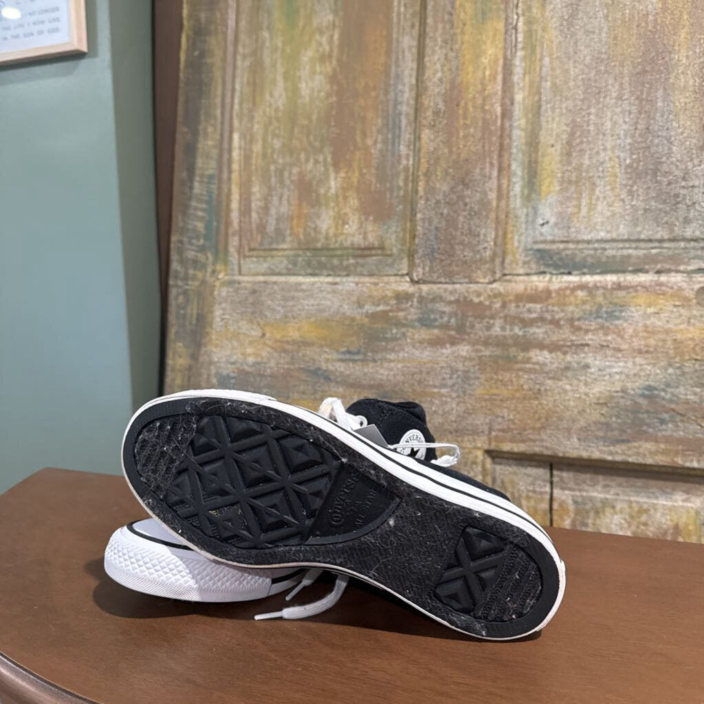 Converse Size 7 black