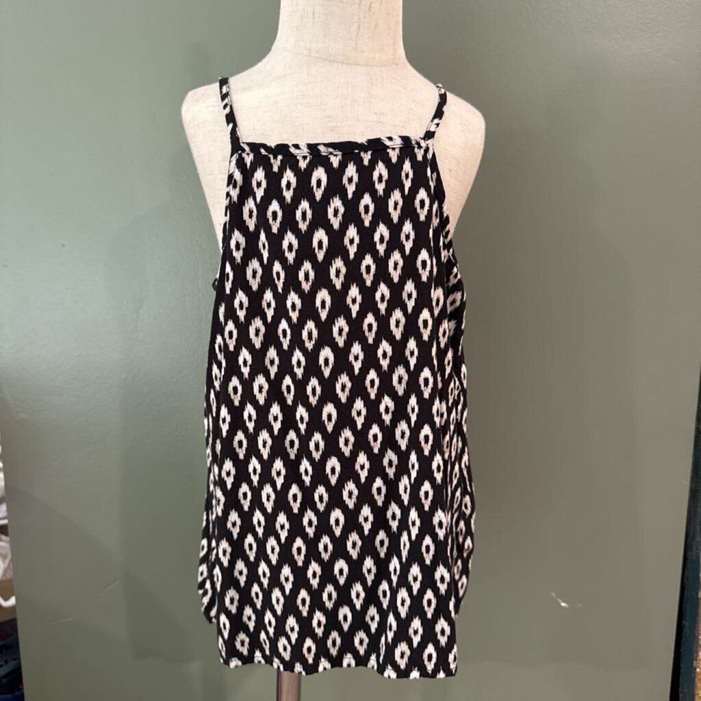black tank