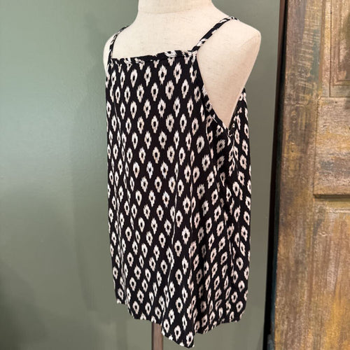 black tank