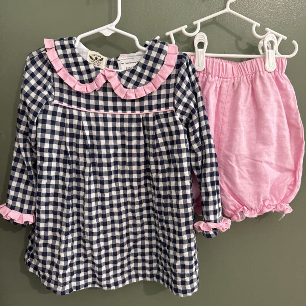 The Oaks Bloomer Set